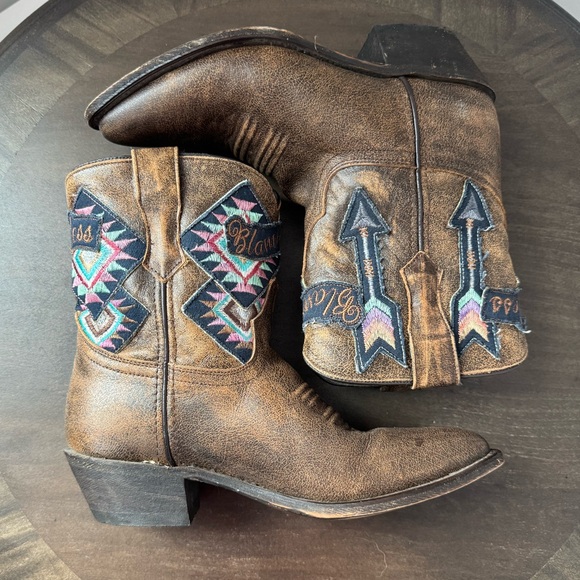 Laredo Blameless Distressed Ankle Western Cowboy Boots - Size 7 - EUC - Brown - Picture 7 of 10